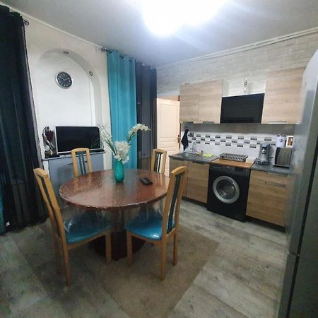 Bel Petit Appartement Charleville-Mezieres Ngoại thất bức ảnh