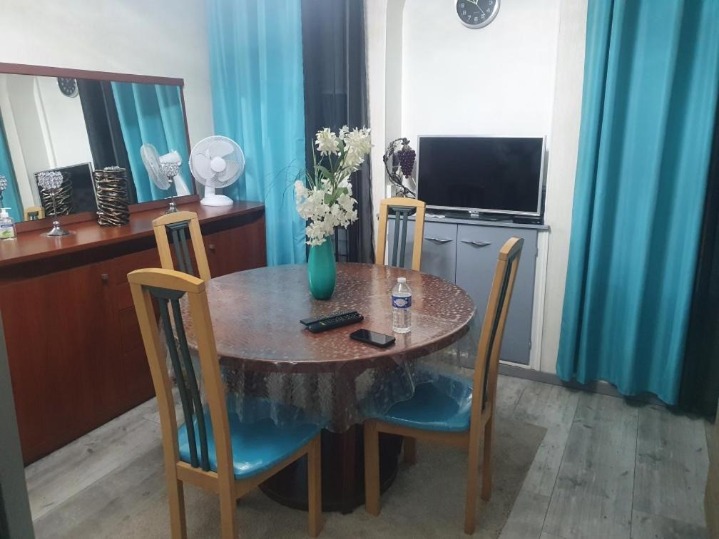 Bel Petit Appartement Charleville-Mezieres Ngoại thất bức ảnh